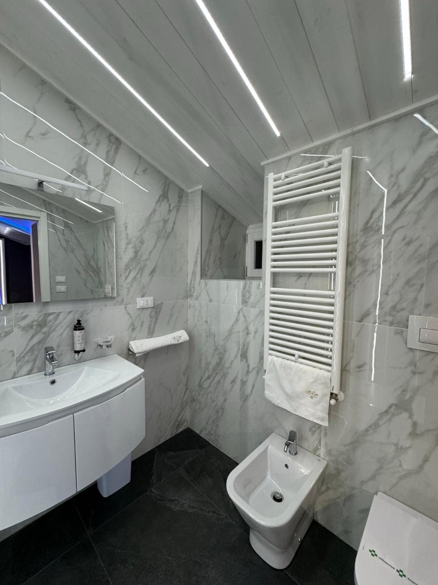 Le Suite Piazza Nuova Foggia Exterior foto